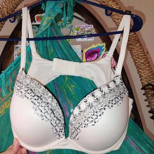 Victoria's Secret Bra